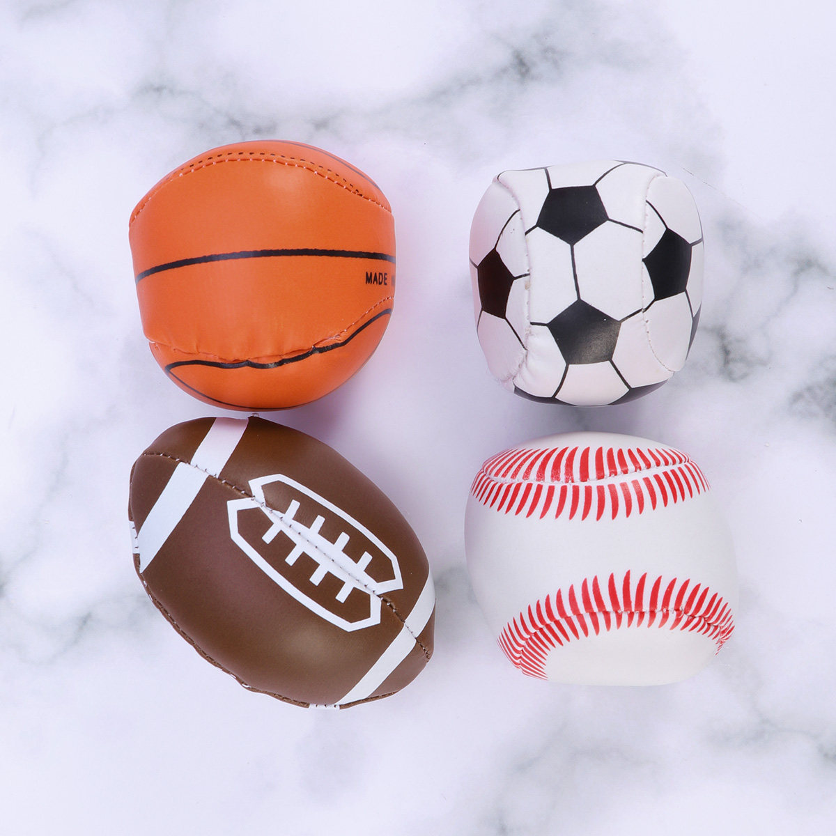 Zestaw 4 piłek sportowych mini – Rugby Training Ball recenzja i cena